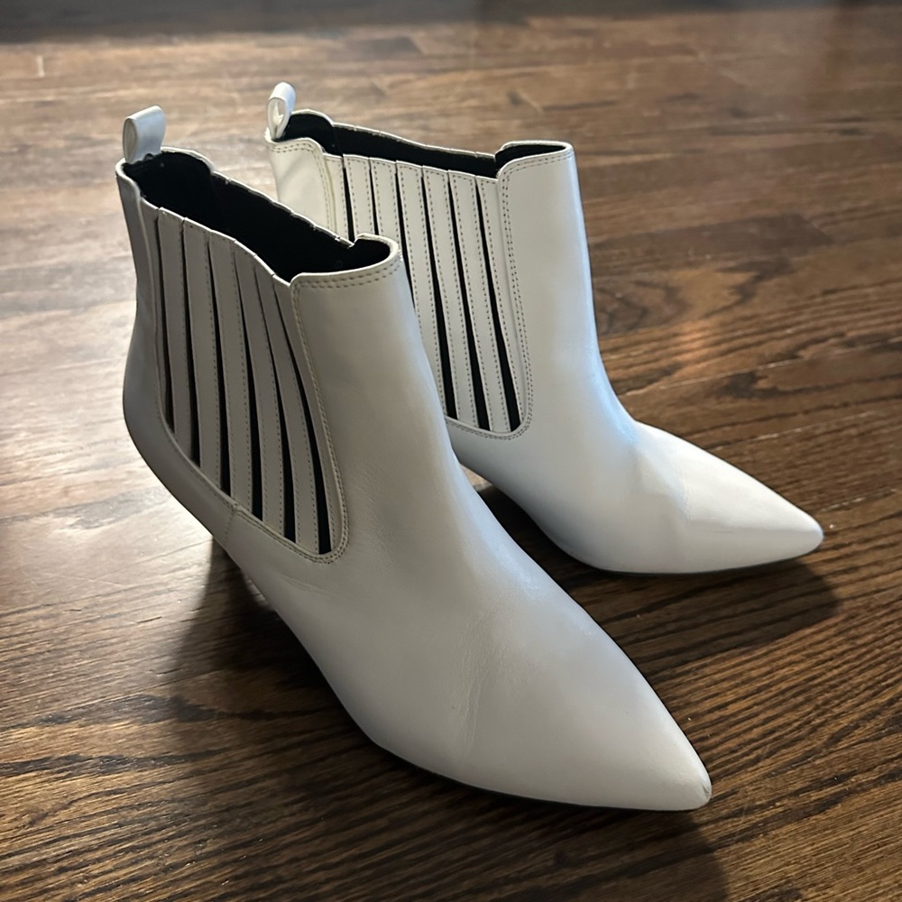 Elegant White Ankle Boots